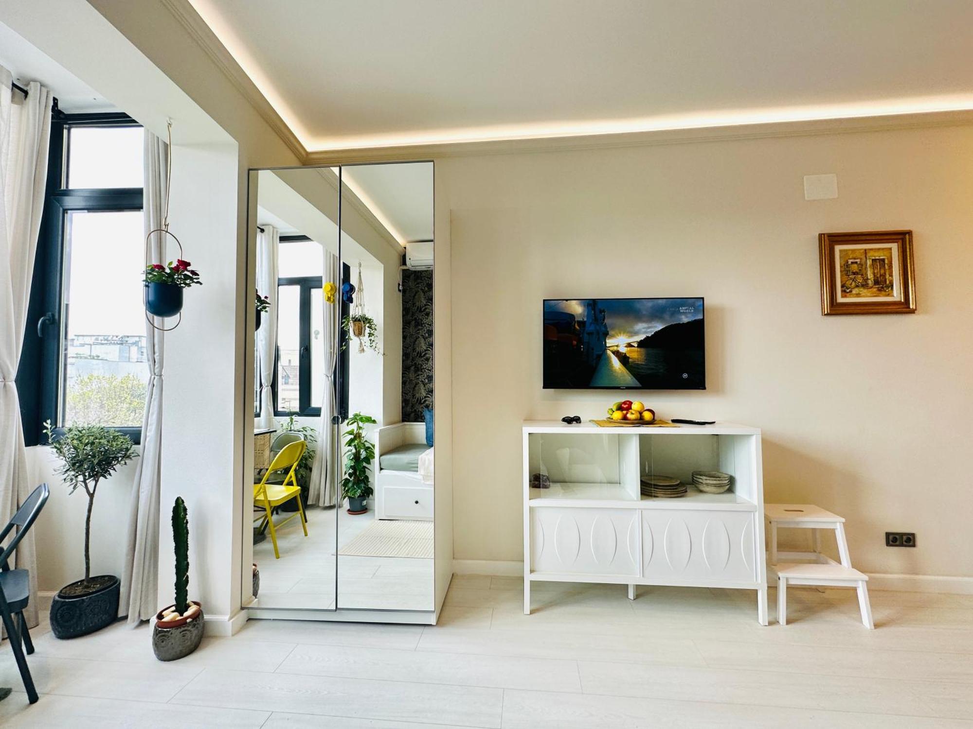 Harmony Studio - Elegant Escape Near Ateneu 布加勒斯特 外观 照片